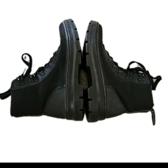 Dr. Martens Womens Combs Black Stylish Lace-Up Lightweight Utility Boots 8 - Picture 8 of 13